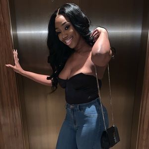 Meet your Posher, Courtney